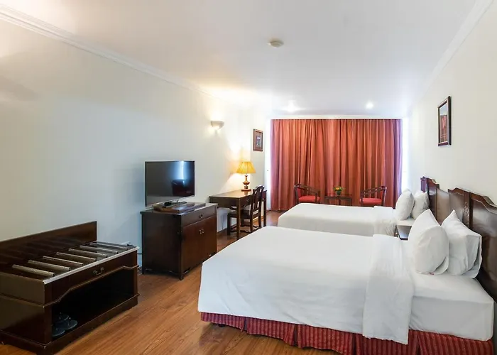 Pearl Hotel
