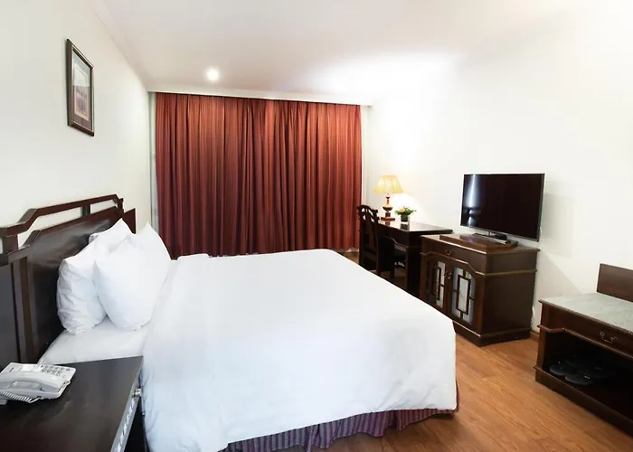 Pearl Hotel