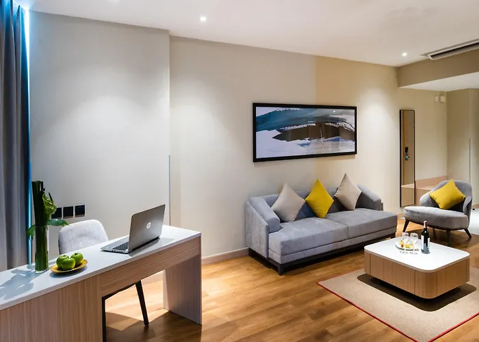 Pearl Hotel Hạ Long