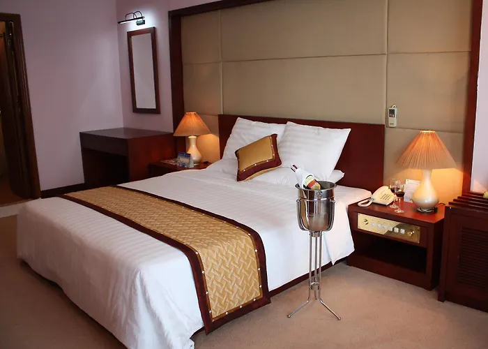 Pearl 4* Hạ Long
